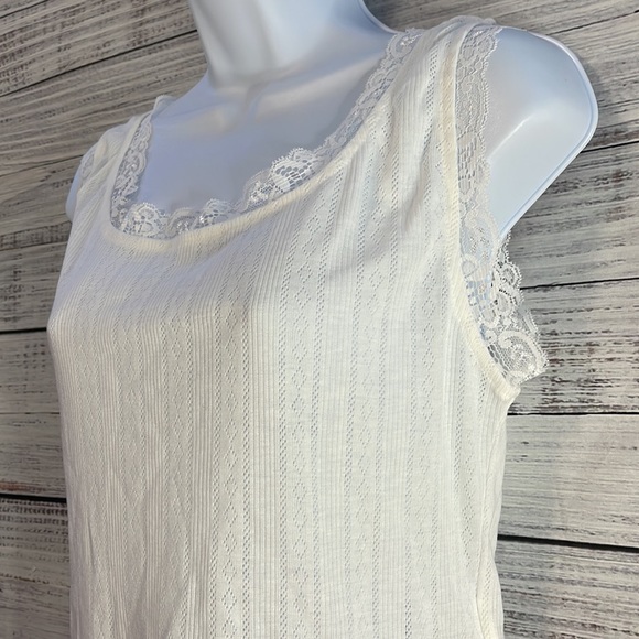 White Laced Tank Top | Size Medium - Picture 1 of 6